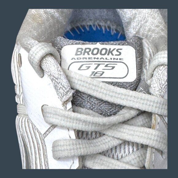 Brooks Adrenaline GTS 19 Shoes Womens 7 WIDE Running Sneakers Athletic White SEE - Picture 8 of 15